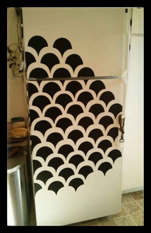 ideas para decorar el frigorífico con motivos geométricos