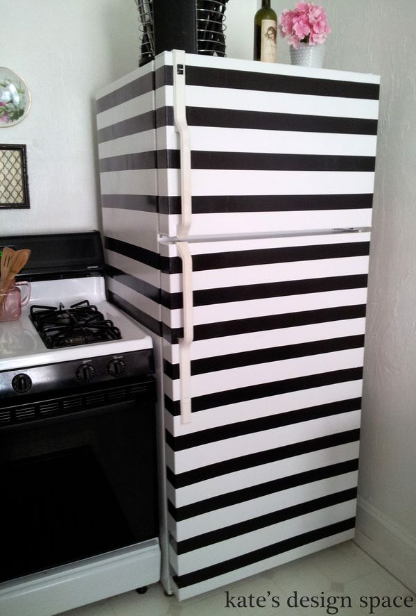 cómo decorar el frigorífico con listas horizontales